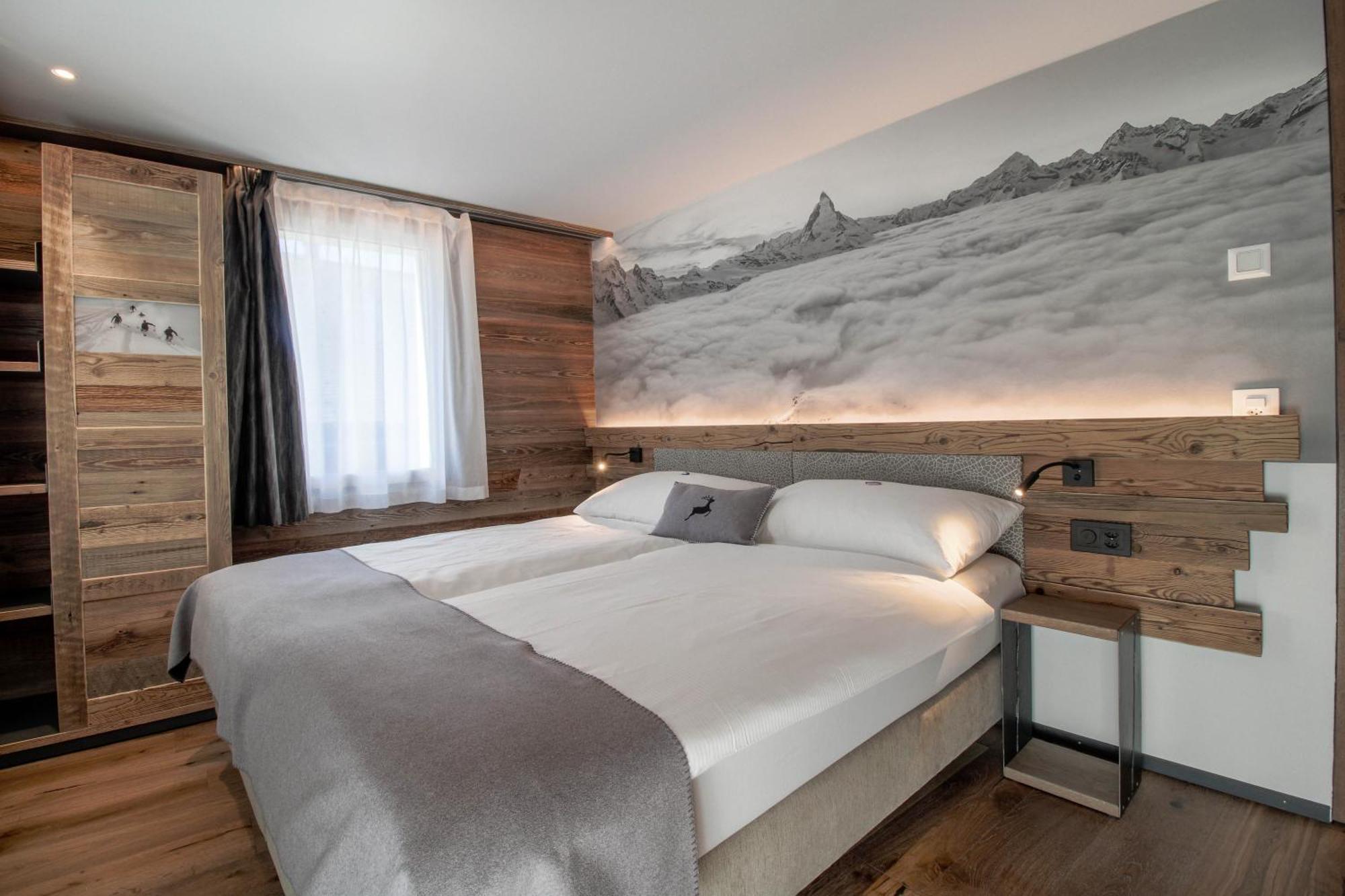 Alpine Lodge Zermatt Ngoại thất bức ảnh